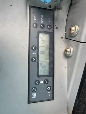 Багер Hitachi ZX33U , КЛИМАТИК, снимка 8