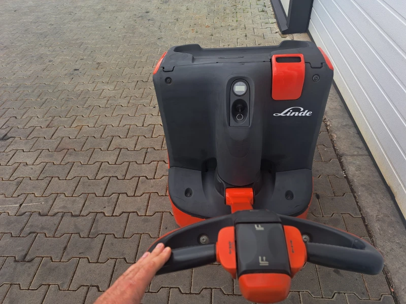 Електрокар Linde Т18, снимка 4 - Индустриална техника - 51902656