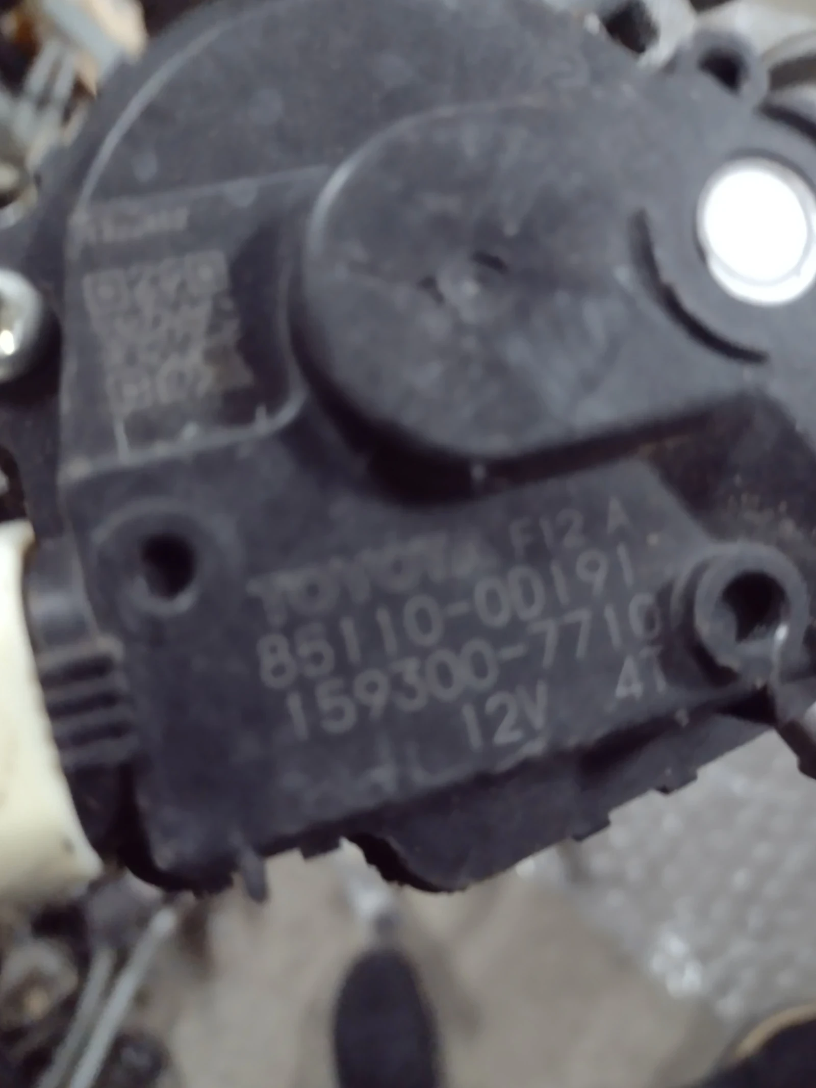 85110-0D191  ������� � ��������� ������ �������� Toyota yaris 12-18 159300-7710 | Mobile.bg � ����������� 5