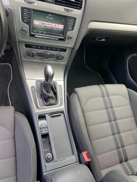 VW Golf - 8200 € / 16037.81 лв. - 12083627 12