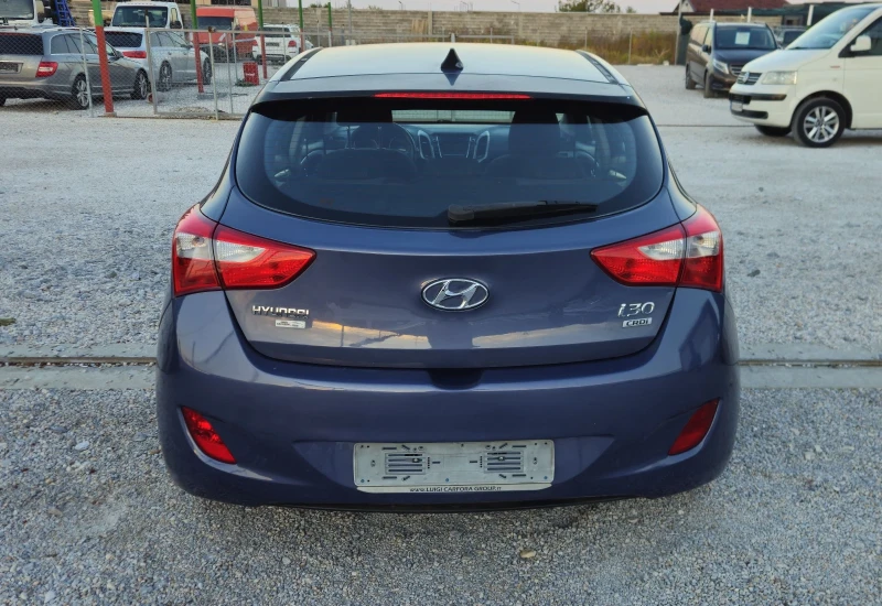 Hyundai I30 1.6 дизел.Отличен., снимка 6 - Автомобили и джипове - 47611123