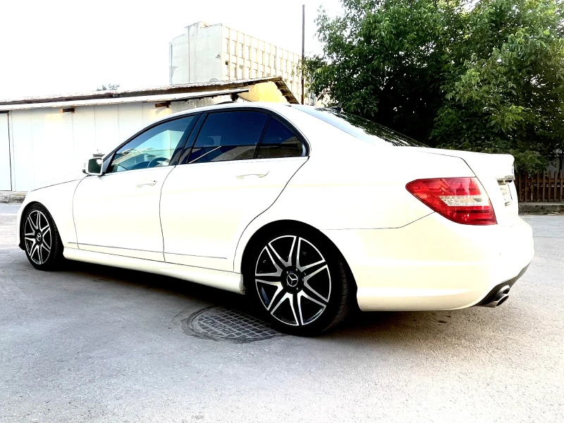 Mercedes-Benz C 300 C300 4Matic LPG , снимка 7 - Автомобили и джипове - 47708959