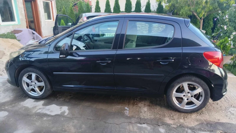 Peugeot 207 1.6hdi, снимка 7 - Автомобили и джипове - 49533911