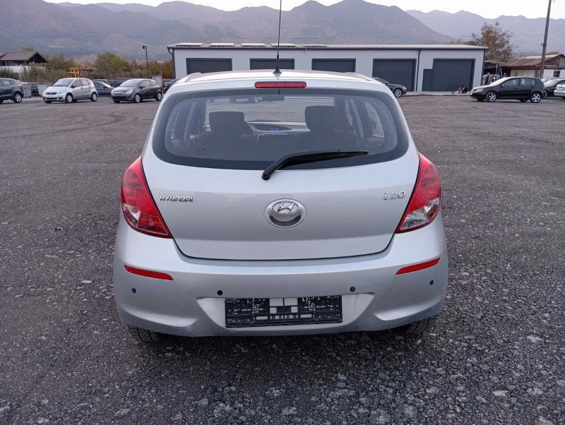 Hyundai I20, снимка 5 - Автомобили и джипове - 47792742