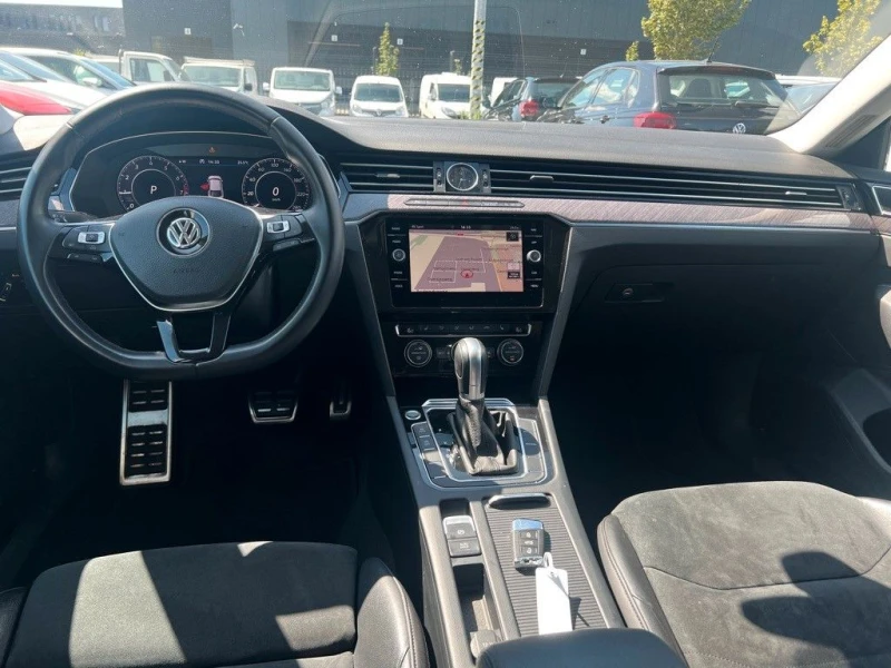 VW Arteon ACTIVE/150HP/LED/CAM/LETHER/ELEGANCE/WI-FI/345b, снимка 6 - Автомобили и джипове - 47848579