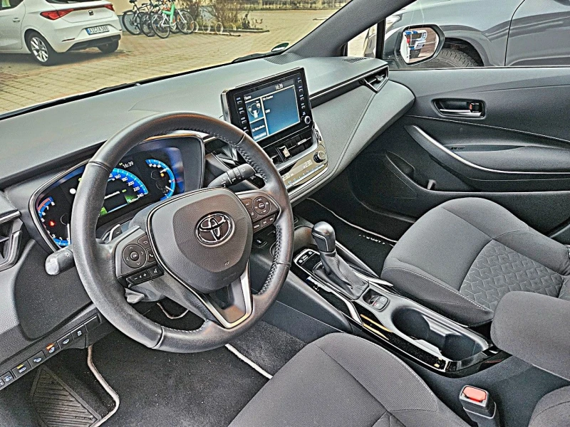 Toyota Corolla Touring Sports Team Deutschland* Tech-Package, снимка 7 - Автомобили и джипове - 48306882