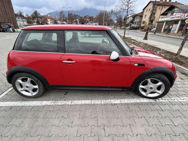 Mini One 1.4 D, снимка 4 - Автомобили и джипове - 49343548