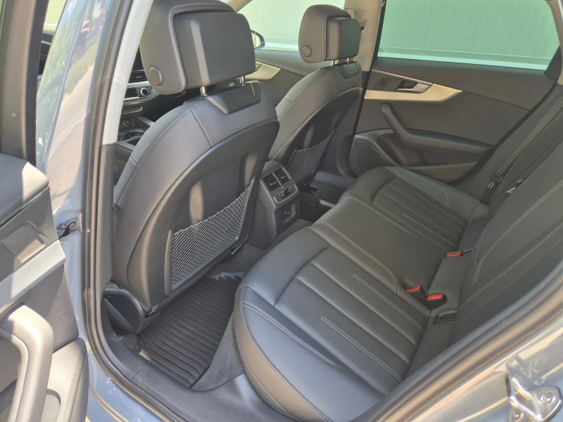 Audi A4 45TFSI MildHybrid* S-line* Distronic* KeyLess* Kam, снимка 10 - Автомобили и джипове - 50847537