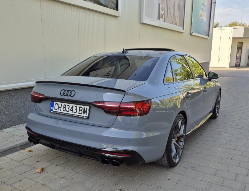 Audi A4 45TFSI MildHybrid* S-line* Distronic* KeyLess* Kam, снимка 5 - Автомобили и джипове - 50847537