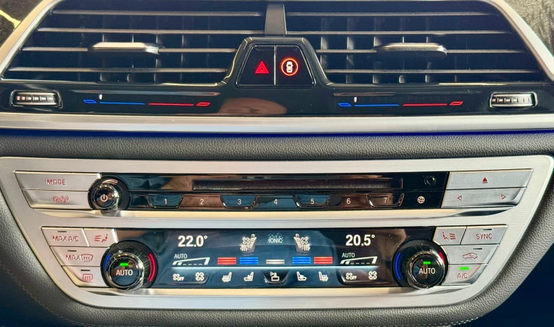 BMW 740 Xdrive* Laser* HeadUp* MPerformance* Лизинг* HK, снимка 13 - Автомобили и джипове - 51670244