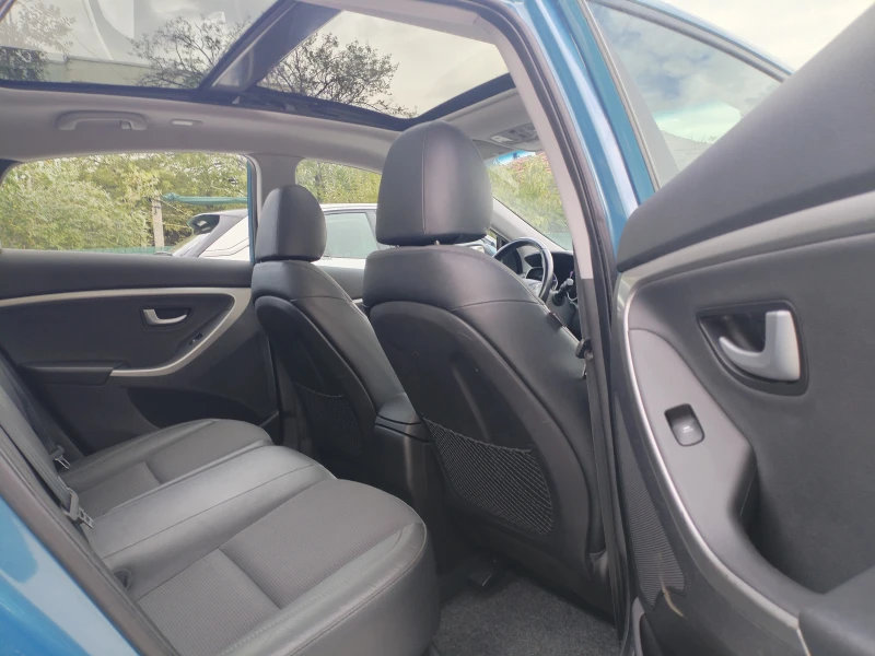 Hyundai I30 1.6CRDI, снимка 15 - Автомобили и джипове - 52645996