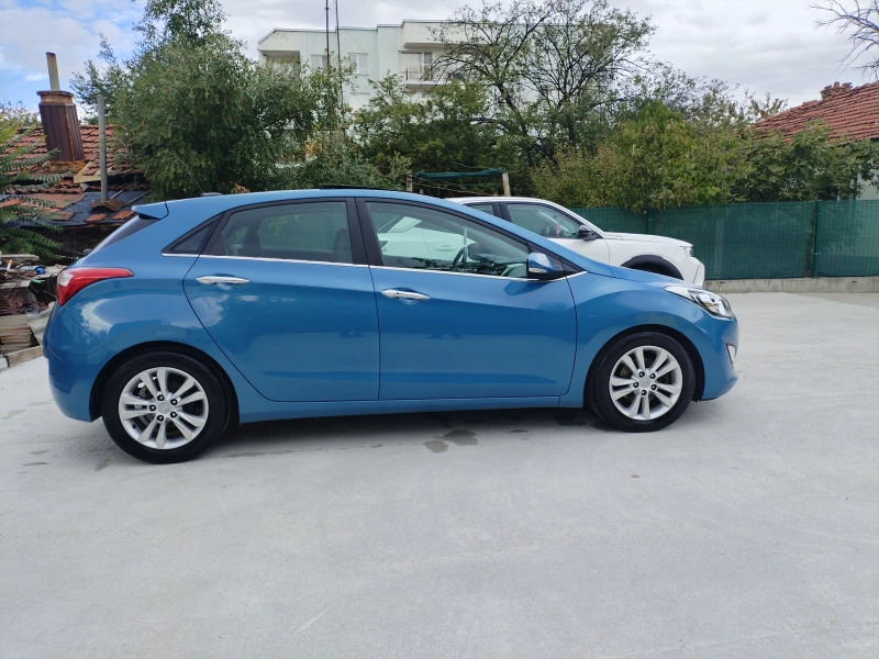 Hyundai I30 1.6CRDI, снимка 9 - Автомобили и джипове - 52645996