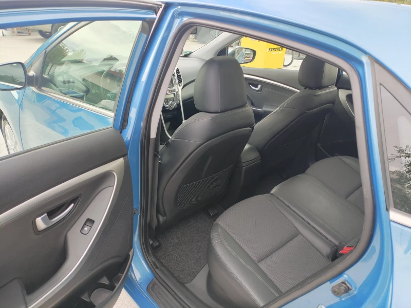 Hyundai I30 1.6CRDI, снимка 13 - Автомобили и джипове - 52645996