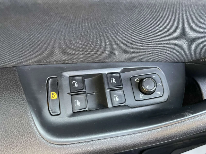 VW Passat 2.0 TDI 150hp, снимка 13 - Автомобили и джипове - 52287531