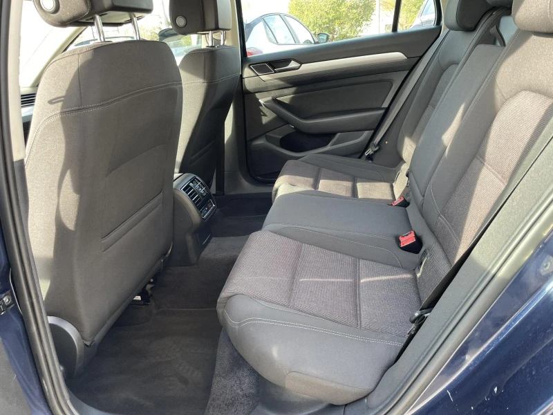 VW Passat 2.0 TDI 150hp, снимка 15 - Автомобили и джипове - 52287531