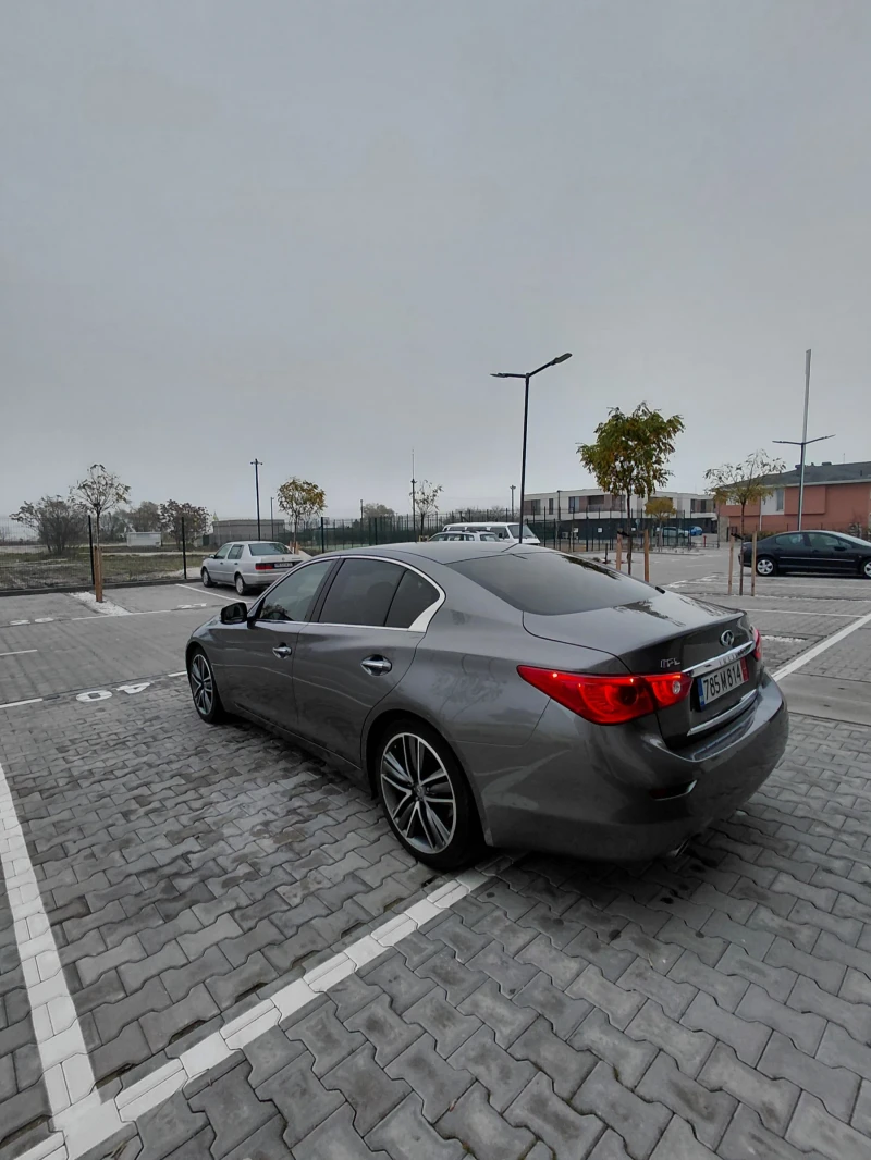 Infiniti Q50 2.2, снимка 8 - Автомобили и джипове - 52598560