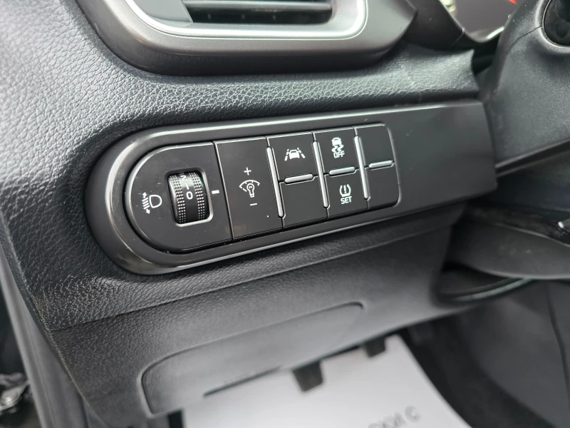 Kia Ceed 1.6CRDi* MILD HYBRID* EURO6D* , снимка 11 - Автомобили и джипове - 52634367