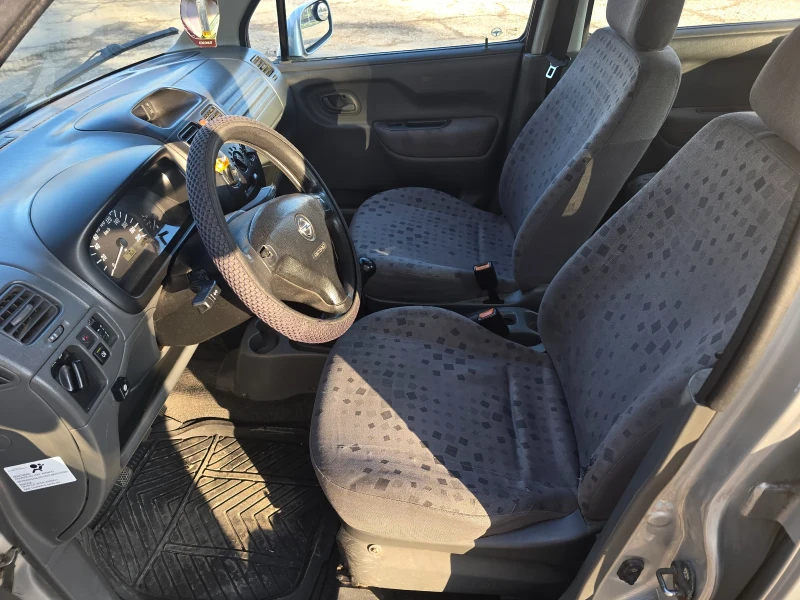 Opel Agila 1.2 ГАЗ КЛИМАТИК, снимка 6 - Автомобили и джипове - 52801194