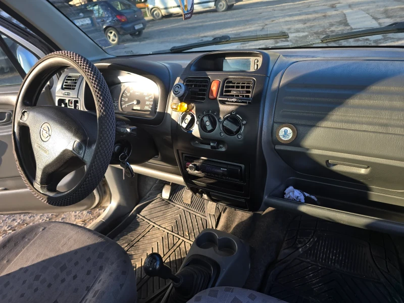 Opel Agila 1.2 ГАЗ КЛИМАТИК, снимка 11 - Автомобили и джипове - 52801194