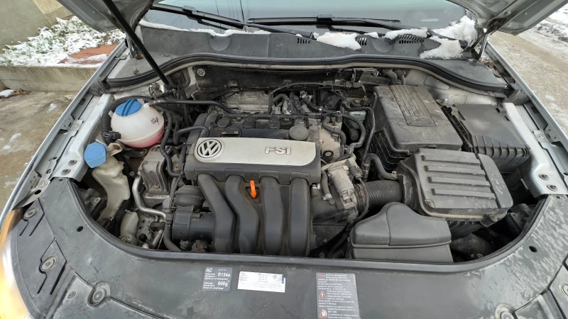 VW Passat, снимка 17 - Автомобили и джипове - 52905625