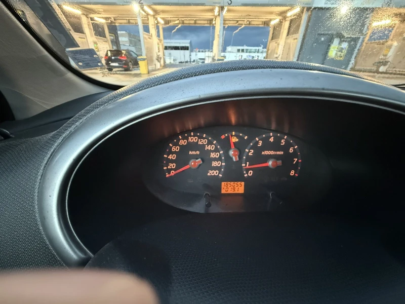 Nissan Micra, снимка 6 - Автомобили и джипове - 52968804