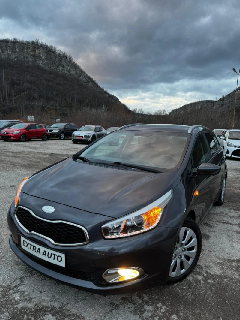 Kia Ceed 1.6CRDi, FULL, НАВИГАЦИЯ, КАМЕРА, КЛИМАТРОНИК , снимка 17 - Автомобили и джипове - 53014717