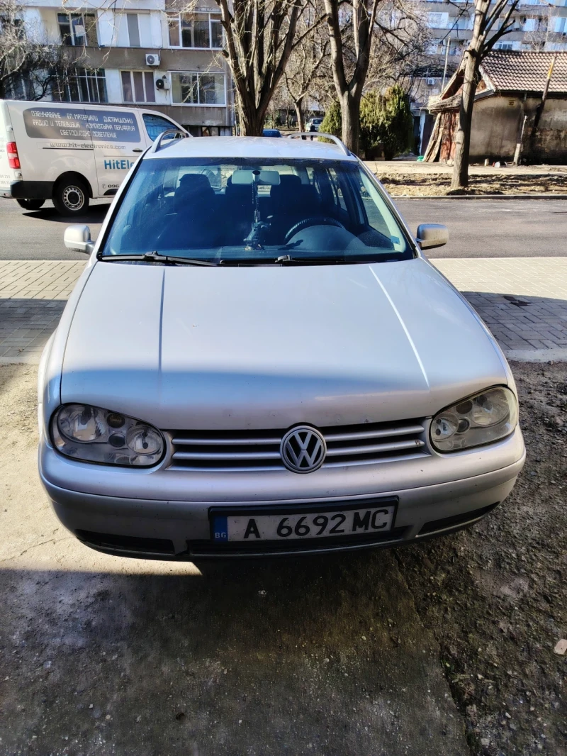 VW Golf Pasifik