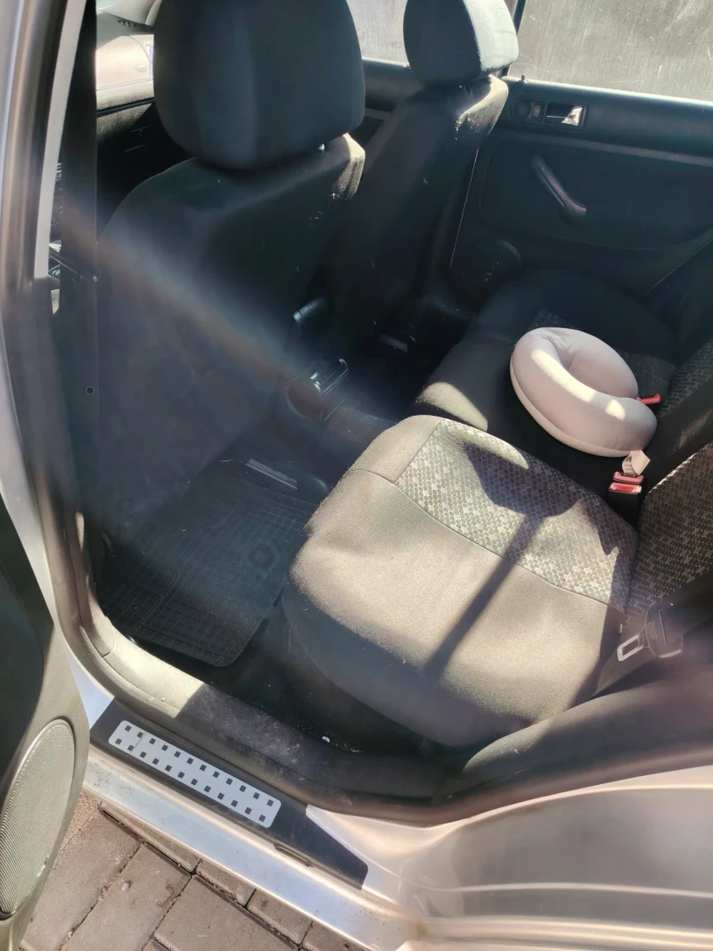 VW Golf Pasifik, снимка 11 - Автомобили и джипове - 53076596