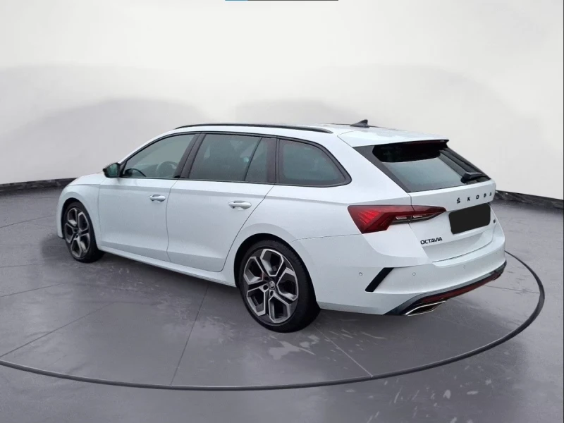 Skoda Octavia Combi* VRS* DSG* HUD* LED, снимка 2 - Автомобили и джипове - 53429860