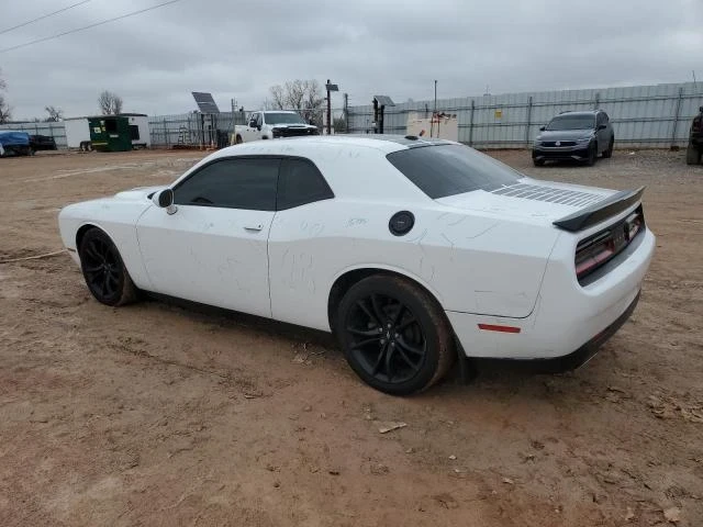 Dodge Challenger, снимка 2 - Автомобили и джипове - 48809806