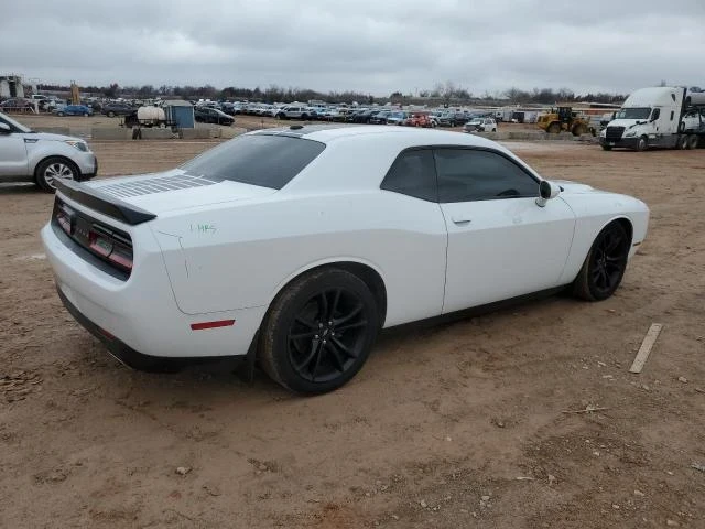 Dodge Challenger, снимка 4 - Автомобили и джипове - 48809806