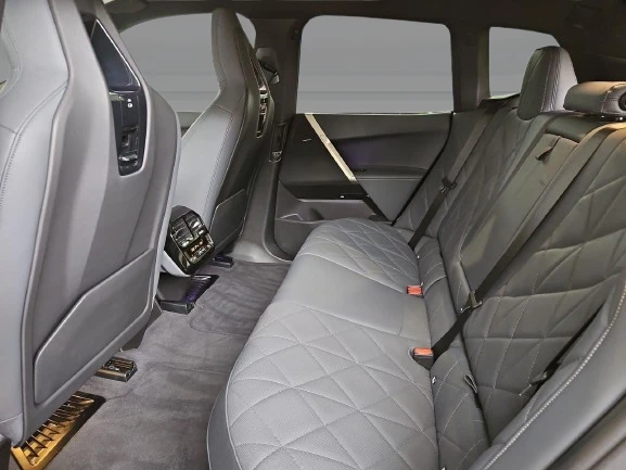 BMW iX xDrive50 = Sport Package =  | Mobile.bg   13