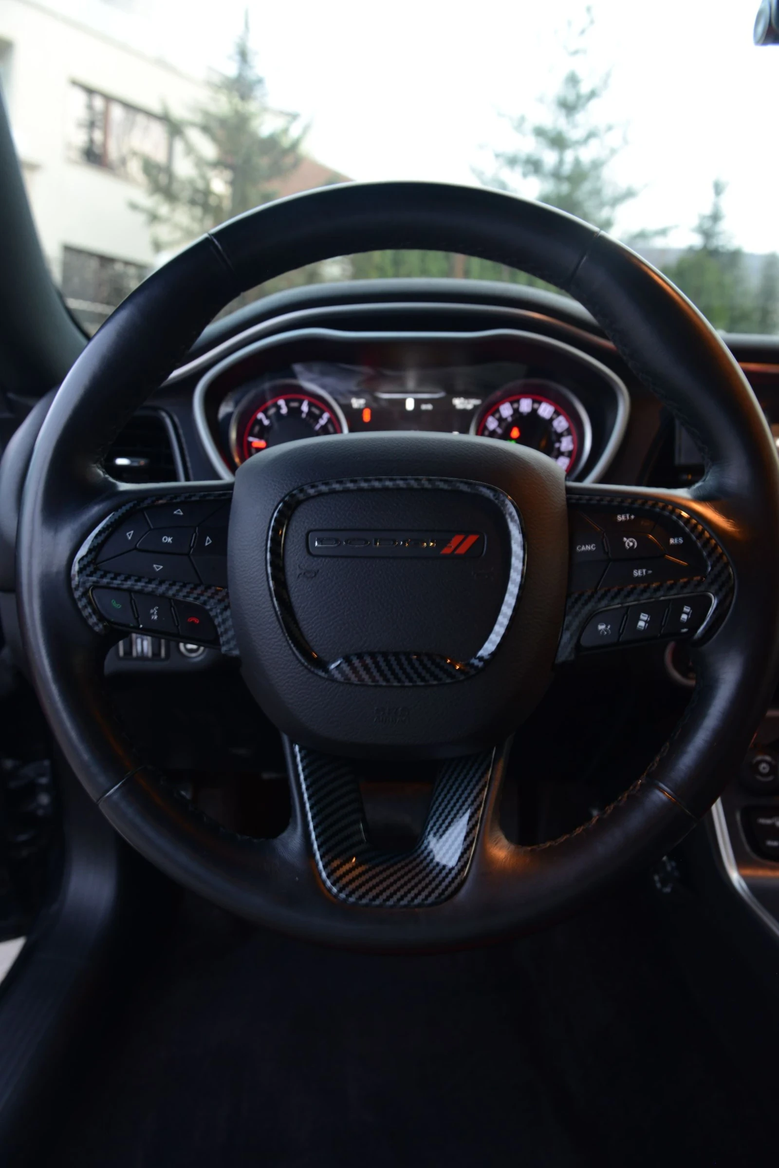 Dodge Challenger  - изображение 7