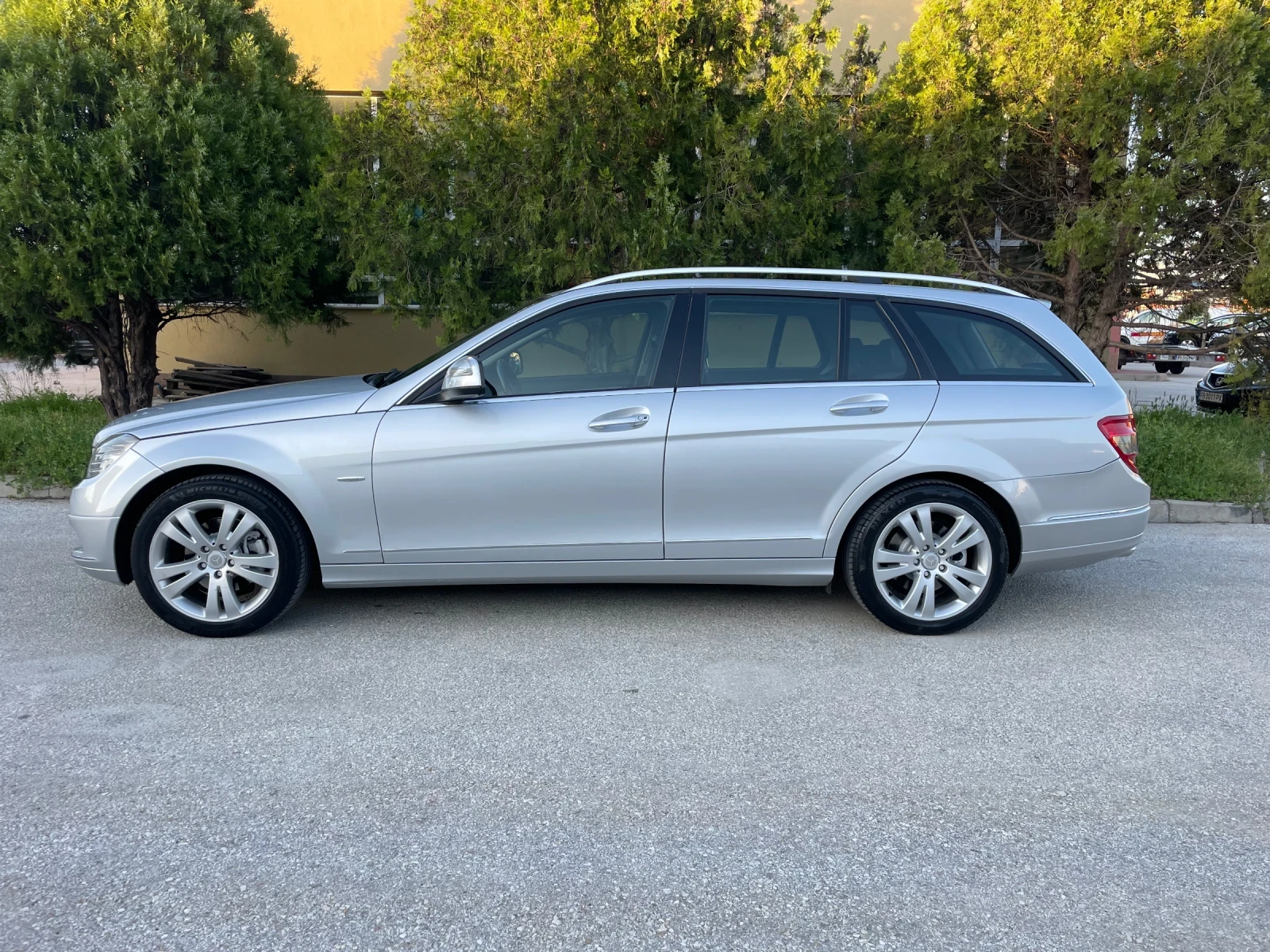 Mercedes-Benz C 220  646  170 к.с. AVANTGARDE ИТАЛИЯ - изображение 2