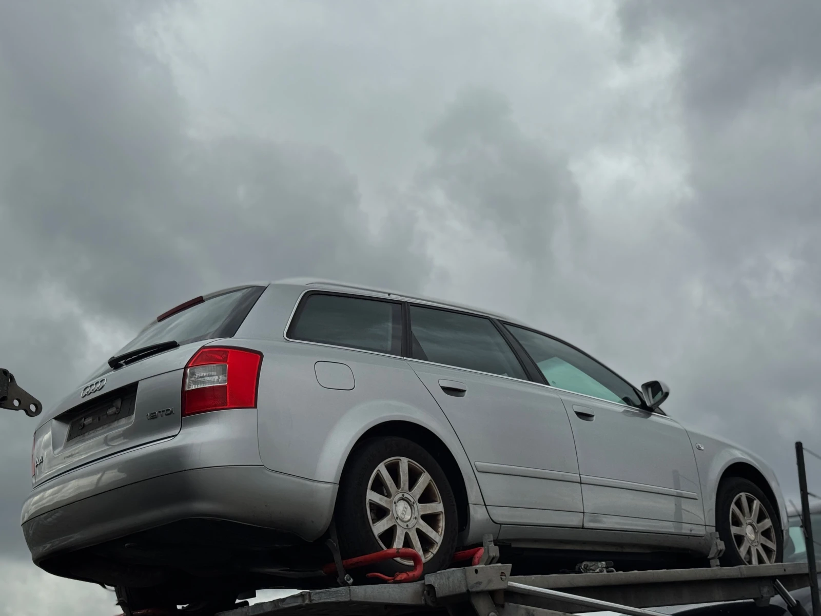 Audi A4 * ИТАЛИЯ* 1.9 TDI-131* 6 СКОРОСТИ*  - изображение 2