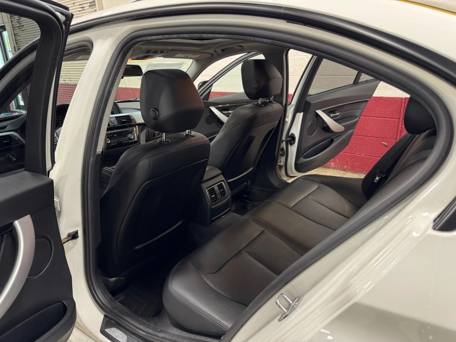 BMW 320 Xdrive | Mobile.bg   13