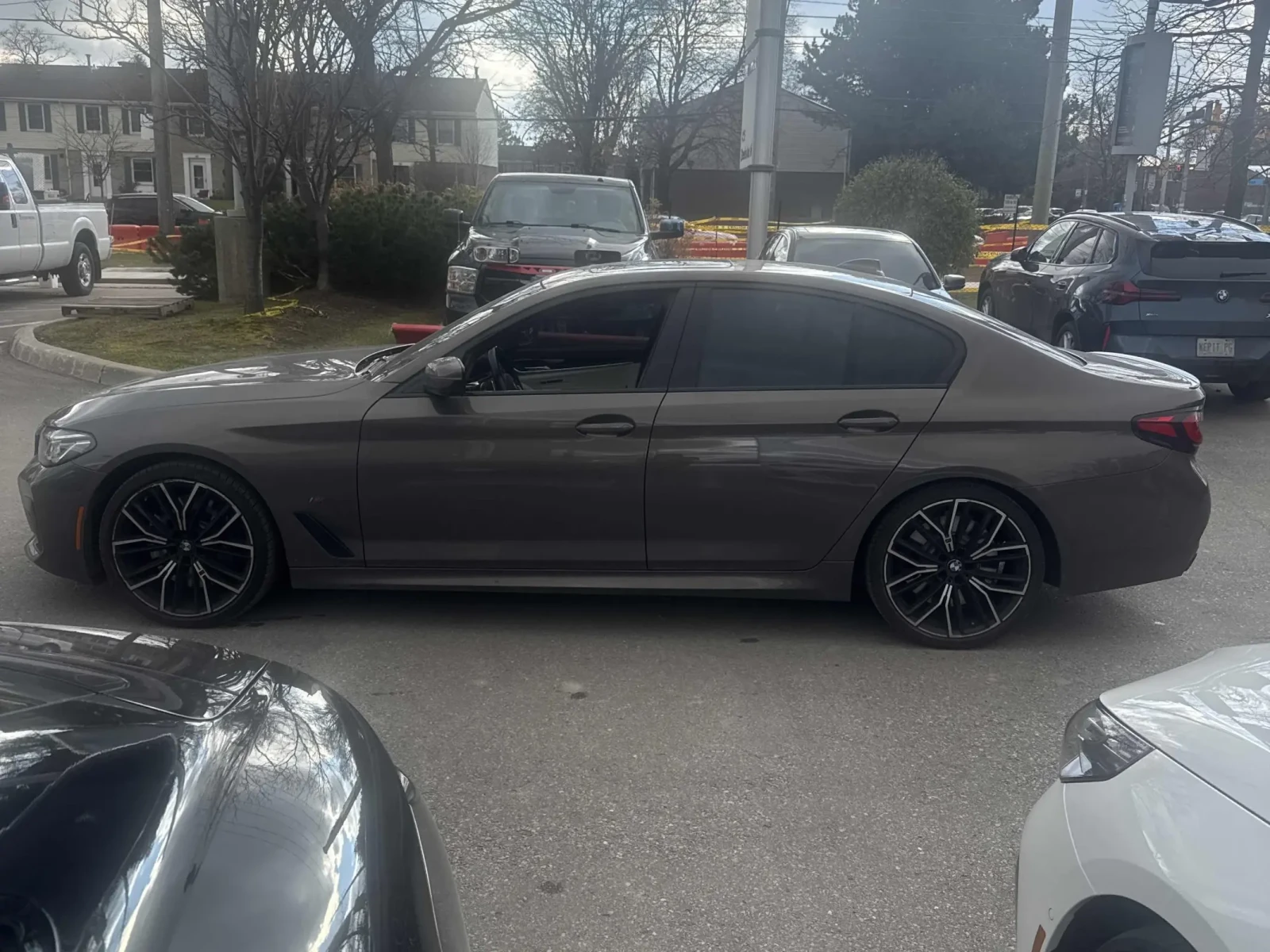 BMW 550 * CARFAX *    | Mobile.bg   5