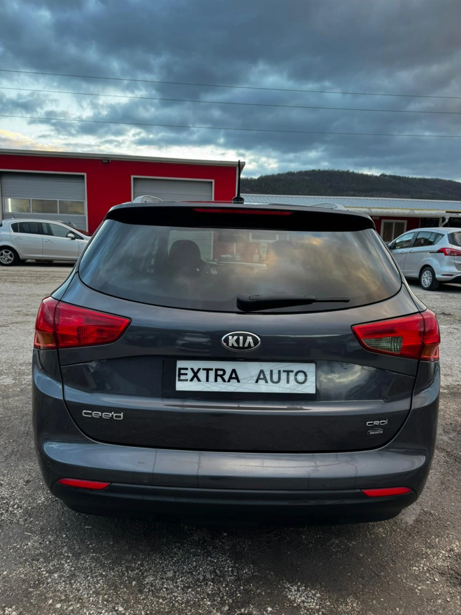 Kia Ceed 1.6CRDi, FULL, ���������, ������, �����������  | Mobile.bg � ����������� 3