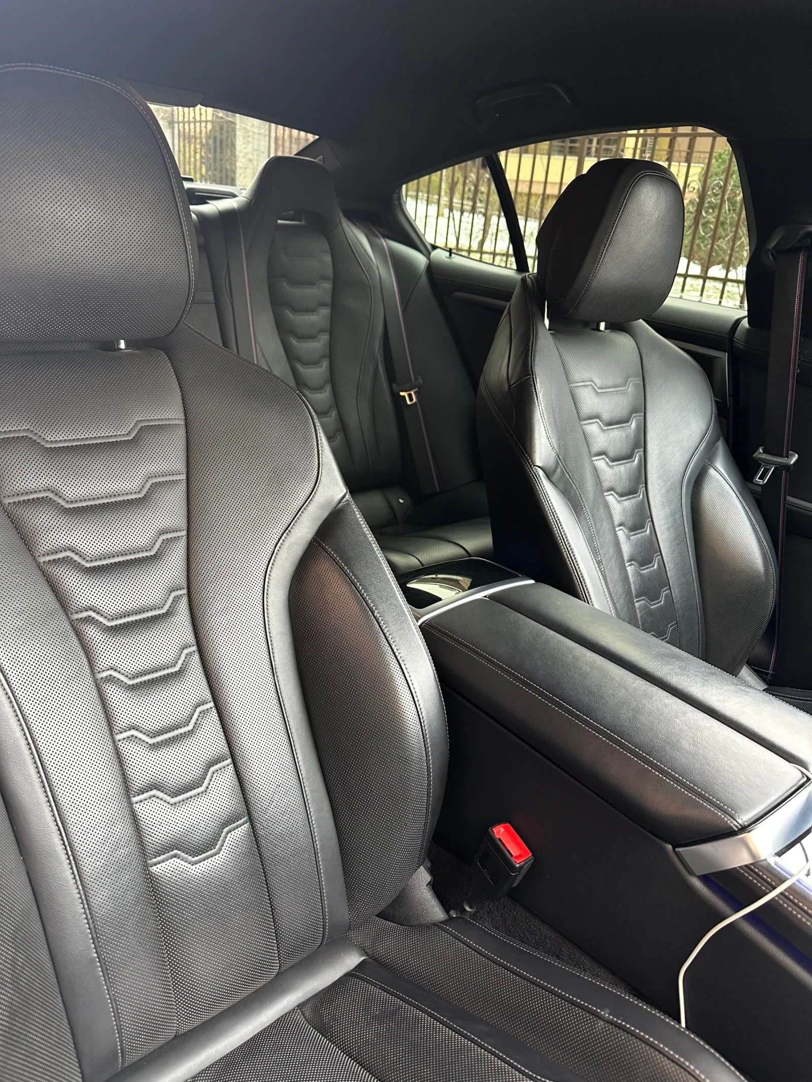 BMW 850  - изображение 9