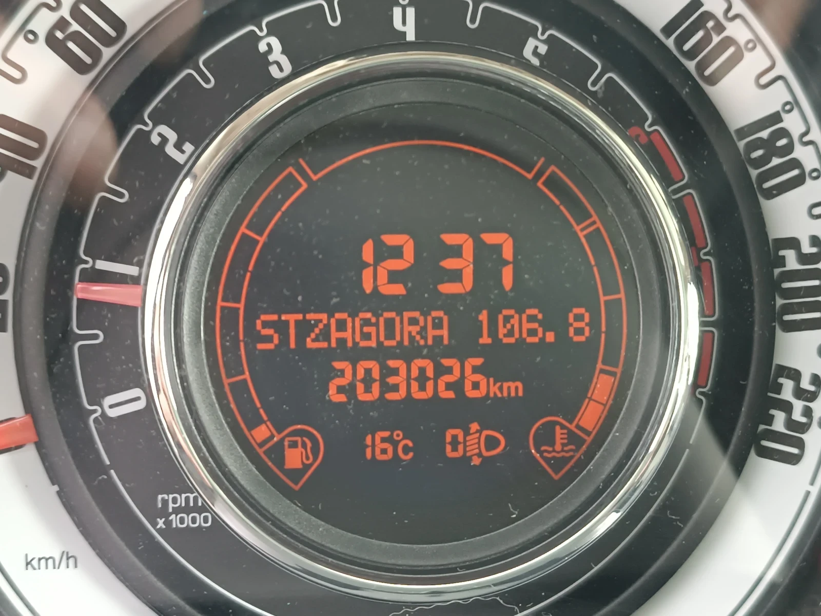 Fiat 500 1, 2 i, ПЕРФЕКТЕН, ЛИЗИНГ  - изображение 9