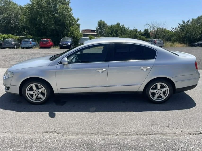 VW Passat, снимка 4 - Автомобили и джипове - 53742945