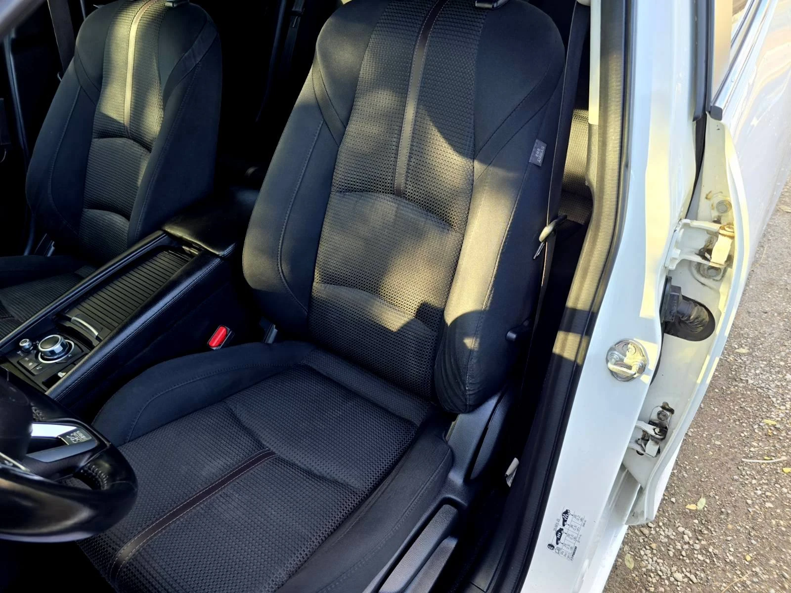 Mazda 3  ���� ���/��� ������/2.0i/SKYACTIVE | Mobile.bg � ����������� 11