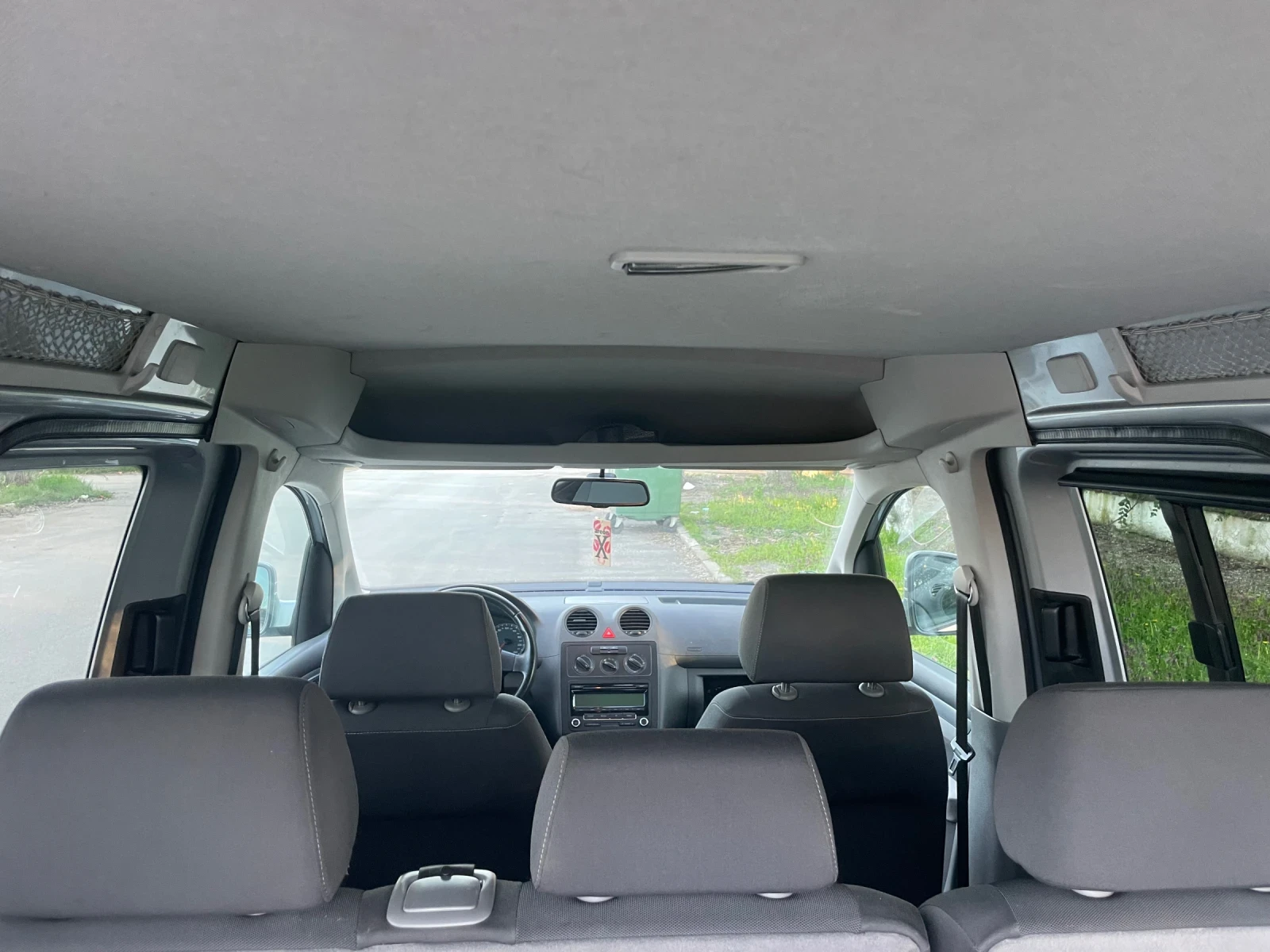 VW Caddy Life 1.9TDI, снимка 10 - Автомобили и джипове - 53916517