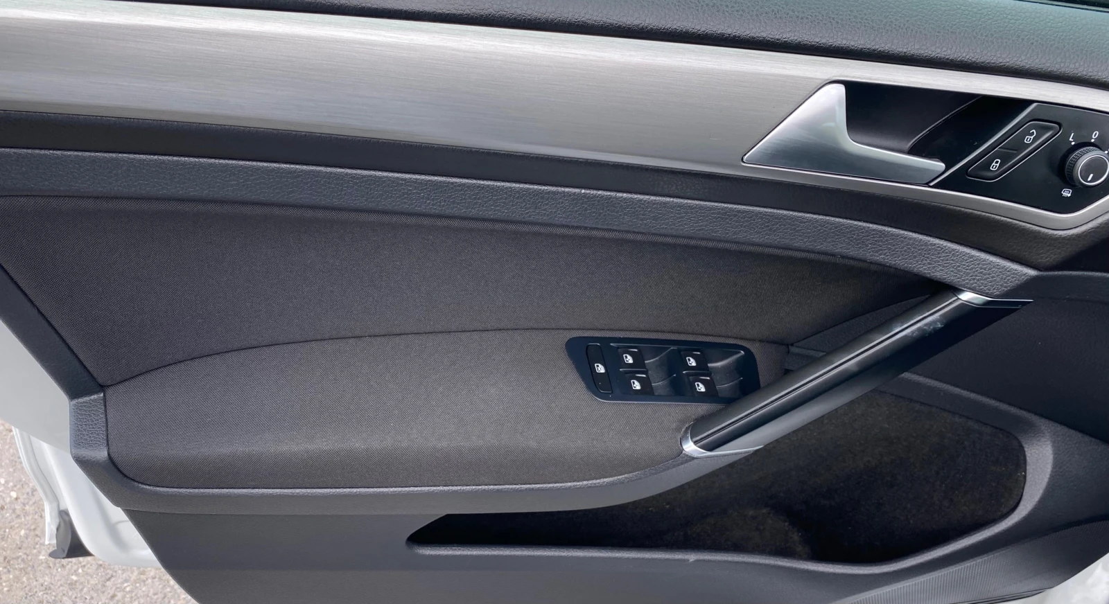 VW Golf, снимка 10 - Автомобили и джипове - 54010774