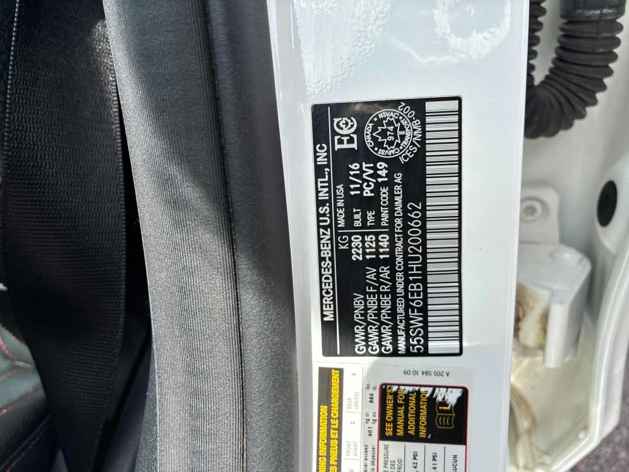 Mercedes-Benz C 43 AMG ПАНО * ПОДГРЕВИ * KEYLESS * CARFAX * BURMESTER * , снимка 11 - Автомобили и джипове - 54556788