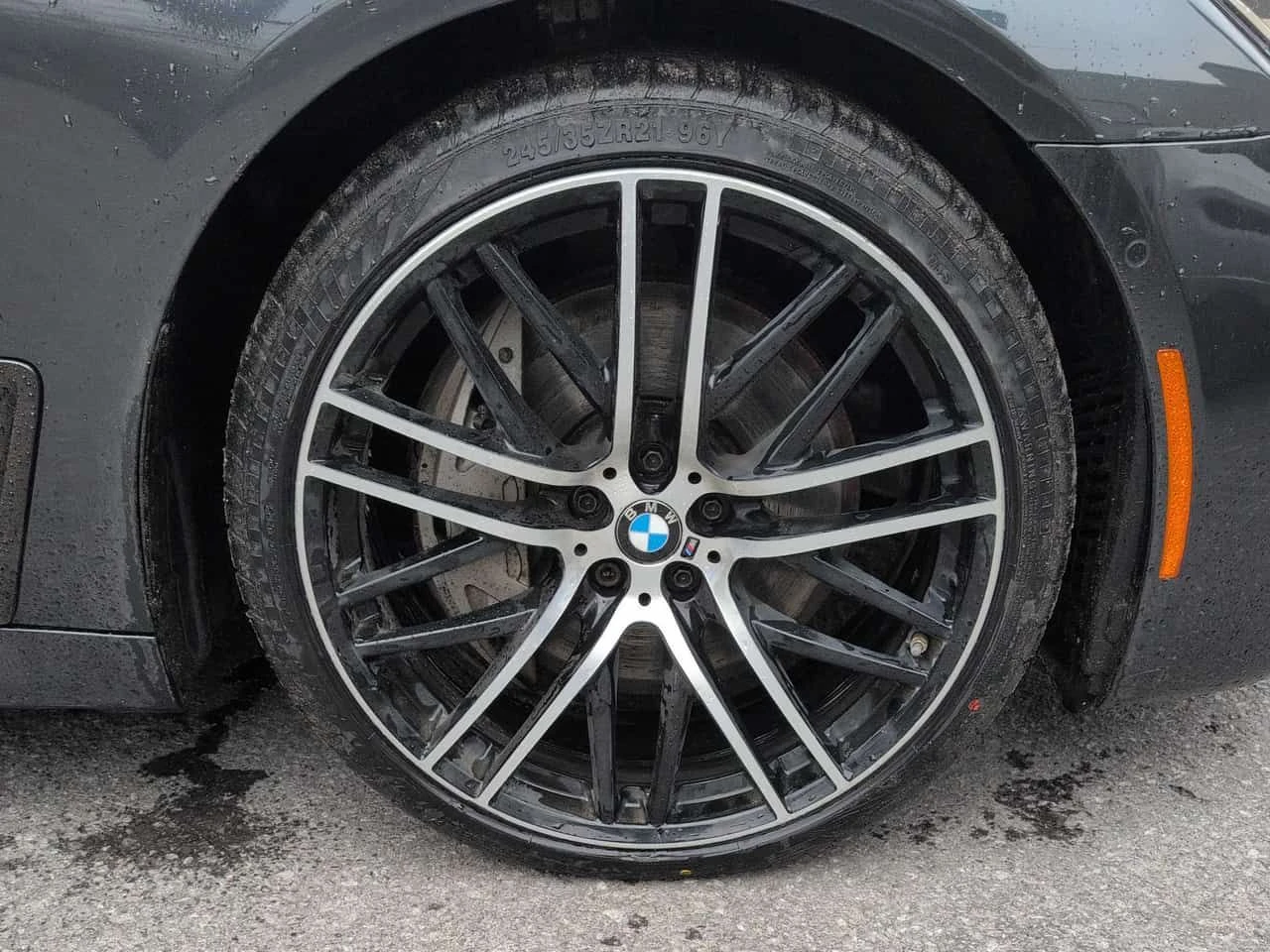BMW 750 * ДИСТРОНИК* 360 КАМЕРА* ОБДУХВАНЕ* , снимка 6 - Автомобили и джипове - 54619355