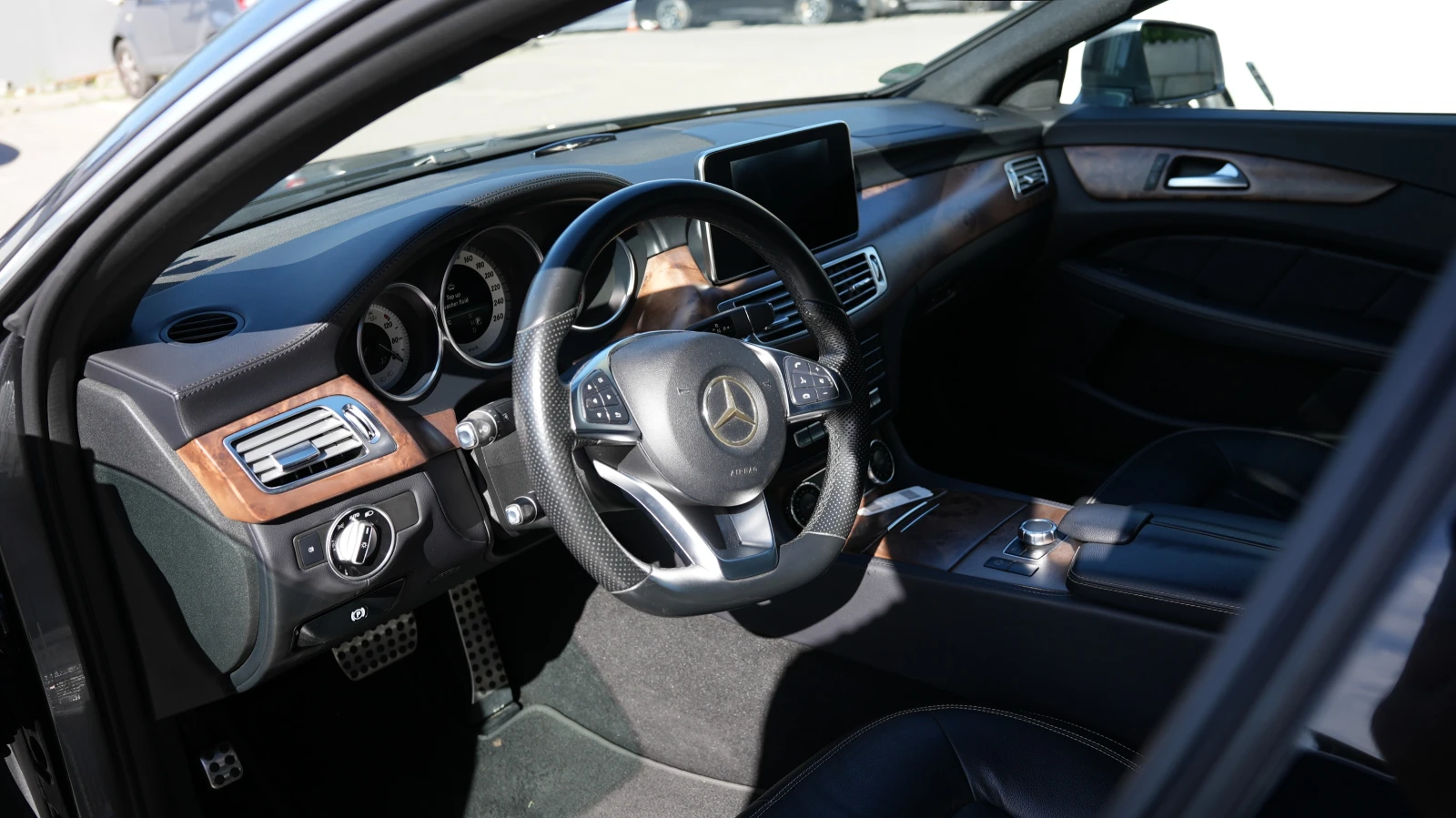Mercedes-Benz CLS 350, снимка 12 - Автомобили и джипове - 54791547