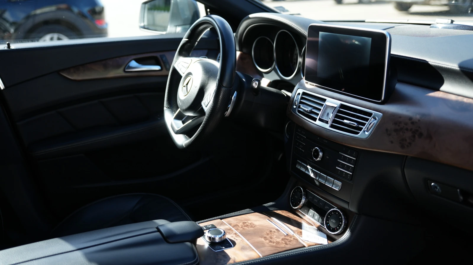 Mercedes-Benz CLS 350, снимка 11 - Автомобили и джипове - 54791547