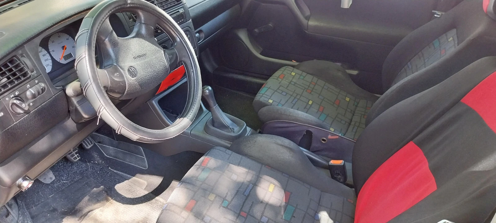 VW Golf 3, снимка 8 - Автомобили и джипове - 54921594