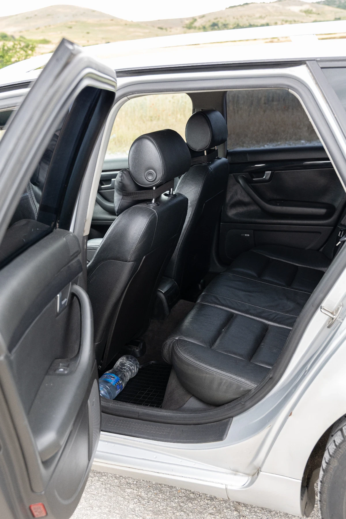 Audi A4 3.0i LPG Quattro, снимка 6 - Автомобили и джипове - 54944665